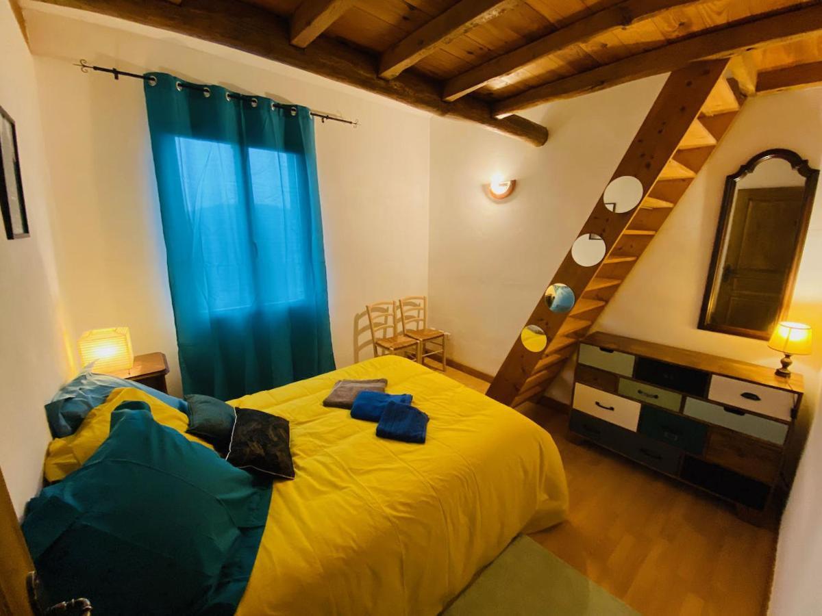 Maison Lgbt Des Monts Bleus Saint-Roman-de-Tousque Buitenkant foto